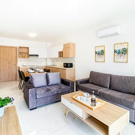 Lägenhet Adolina One Bedroom 303 By Ezoria Paphos