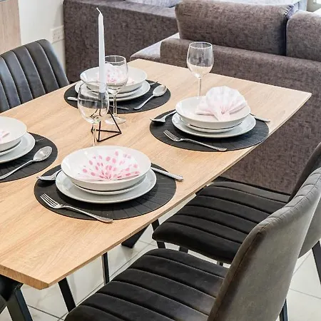 Adolina One Bedroom 303 By Ezoria *